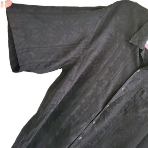 Tommy Bahama 100% Silk Button Down Shirt Men's L Black Floral Hawaiian Resort - Picture 4 of 8